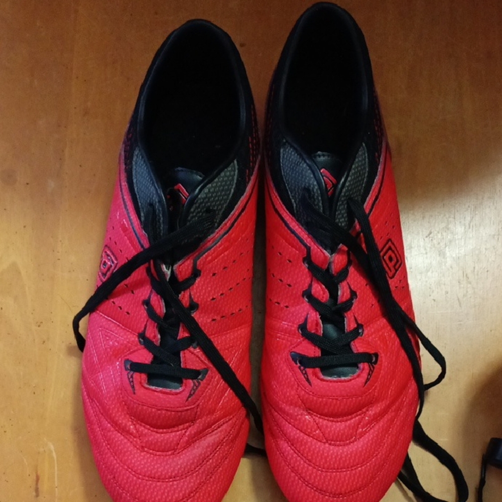 Dream Pairs Red Athletic Shoes